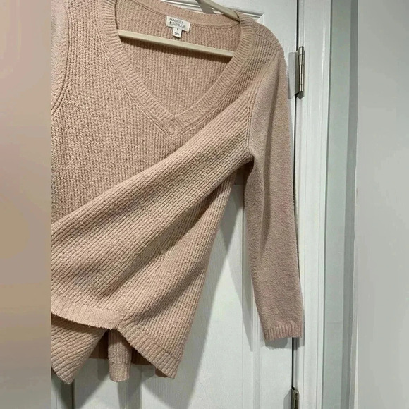 Market & Spruce Light Pink Long Sleeve V neck Ribbed Pullover Sweater Size M - Picture 4 of 10